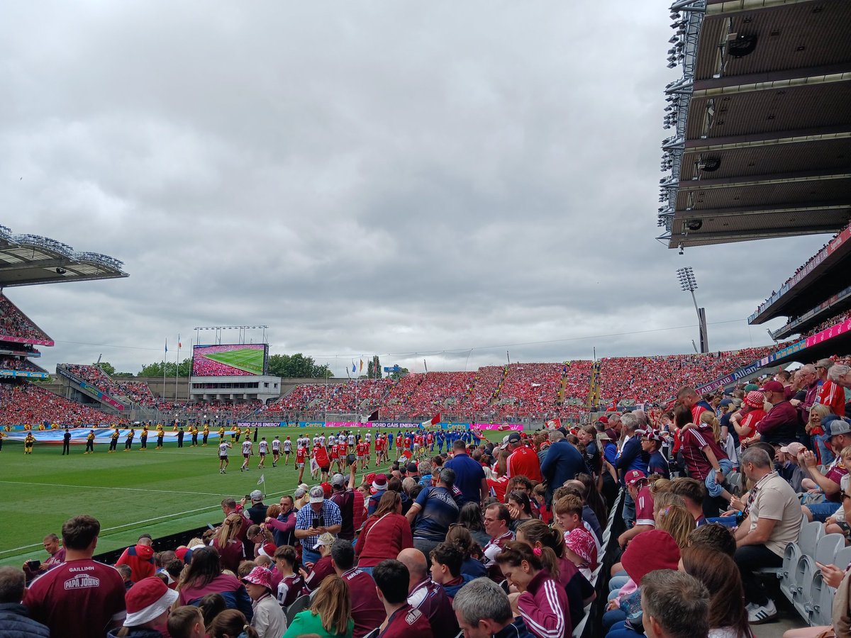 stagedreaction's tweet photo. The West's awake! #Galway #Cork #hurling https://t.co/qSI5fSzqdp
