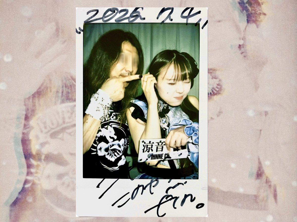 over535's tweet photo. 「Girl's大作戦」
ダイホでのライブ楽しかったー！
3周年イベントがダイホで控えてるからね、特別な場所って感じだね。
#変幻自在アイドル
#コスレイ
#みてみてりんね https://t.co/pVohcti2ye