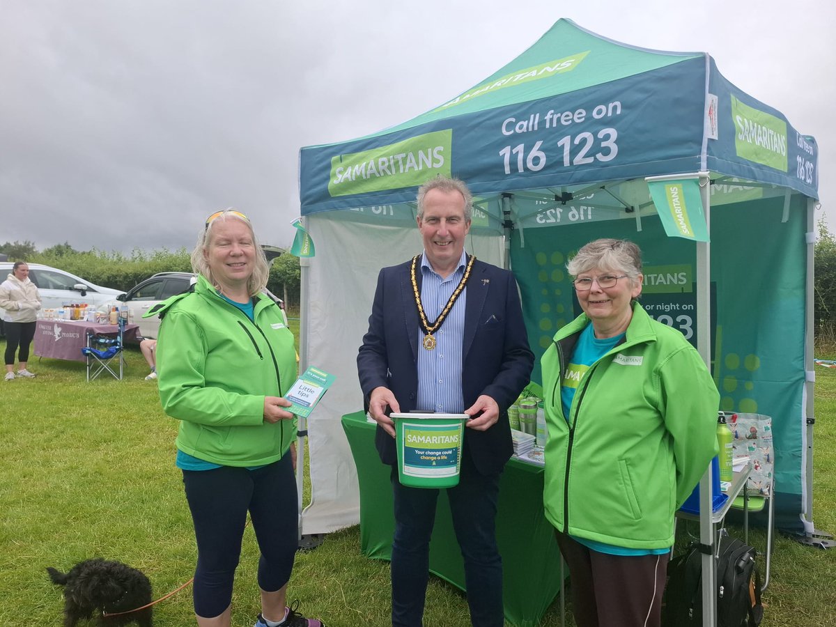 craigavonsams's tweet photo. Our volunteers attended the Birches Vintage and Classic Car Club Rally yesterday. The sun was very shy but thankfully we had some lovely people who popped over to the stand to chat with us!
#OutreachEvent #samaritansawareness #cars #portadown
@JBuckleyMLA
lavellemcilwarath https://t.co/p5KLnjWqMJ
