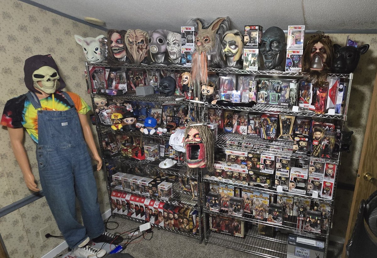 Bones189347's tweet photo. @WrestlingDazeYT
Photo on the left is early in my collecting and Photo on the right is current with a couple more totes to put up but I think i need more shelving. Is there help for this addiction lol https://t.co/juA28o6j13