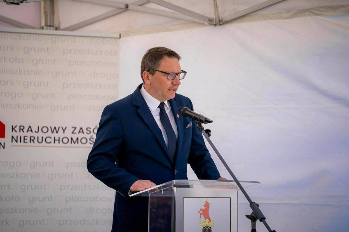 Poland news War in Ukraine tweet media