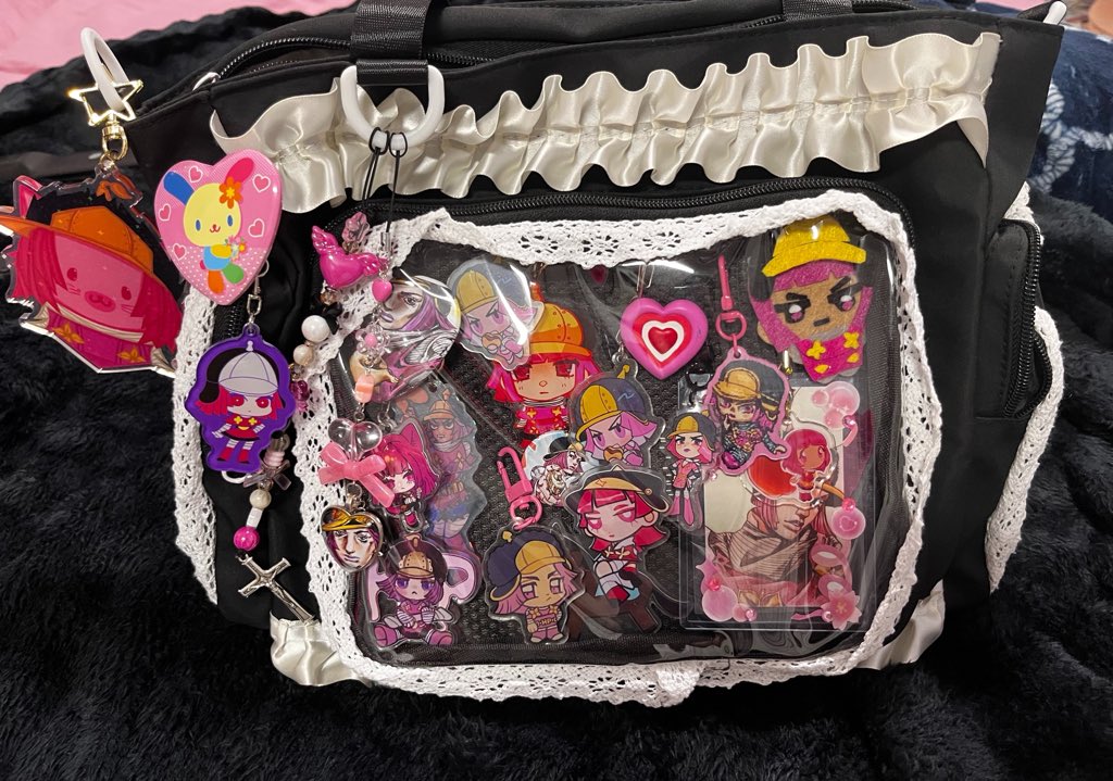 shawties_fw_nyx's tweet photo. Should i show to work tmr on my highly male dominated job with my itabag?😍😍 https://t.co/OQQgwEHFrg