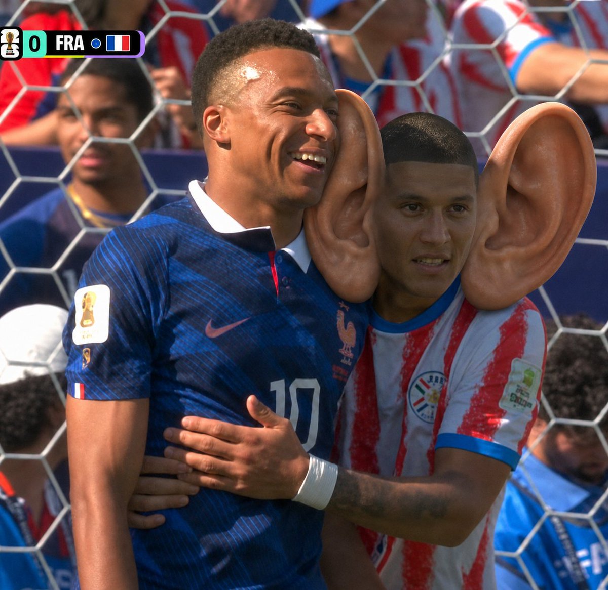 GallitoVip's tweet photo. Con esas orejas está defendiendo a Mbappe está cabron https://t.co/igs4g7IoYs