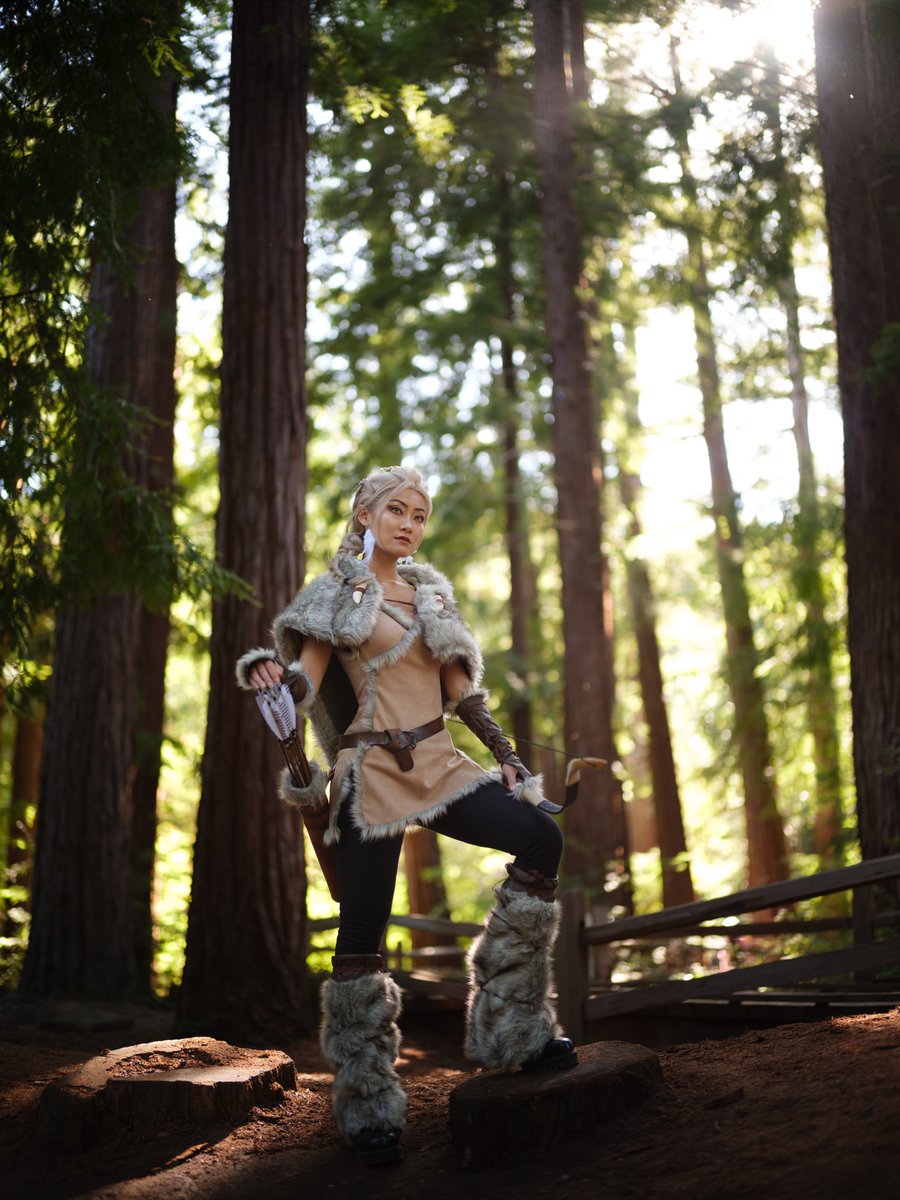 ying_verse's tweet photo. "But now, it is as if have stepped out of his long shadow, to standen alone in the sun."

🏹 H'aanit the Hunter, from Octopath Traveler https://t.co/a6vNEuqTuf