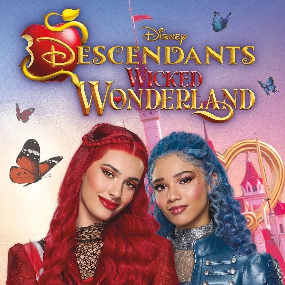 DisneyChannelHQ's tweet photo. Nickelodeon &amp; Paramount has now pushed back the release of ‘Clash of The Thundermans’ from July 17 to September 3 

Due to Descendants: Wicked Wonderland releasing the same day. https://t.co/tIMvy63EUg