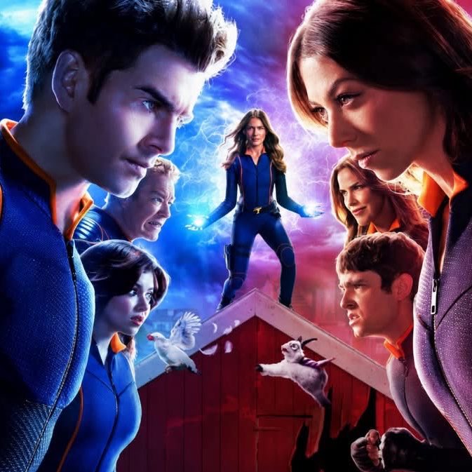 DisneyChannelHQ's tweet photo. Nickelodeon &amp; Paramount has now pushed back the release of ‘Clash of The Thundermans’ from July 17 to September 3 

Due to Descendants: Wicked Wonderland releasing the same day. https://t.co/tIMvy63EUg