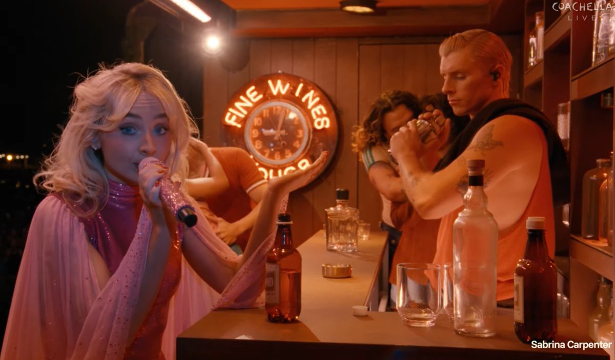 exilemymind's tweet photo. looking at my sabrinawood screenshots &amp; feeling nostalgic over a show i attended through a livestream https://t.co/R1UvhMsJzI