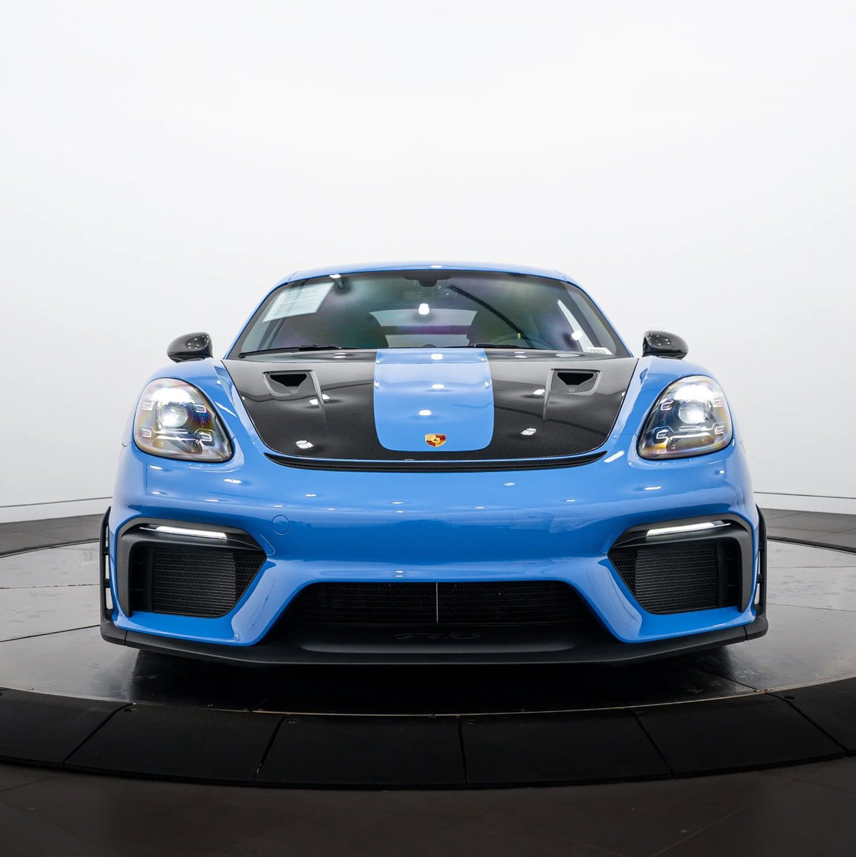 duPontREGISTRY's tweet photo. 2025 Porsche 718 Cayman GT4 RS | Asking Price: $218,881

For More Info: https://t.co/pR7donT7sk https://t.co/2TwyhnvJuV