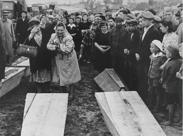 rshereme's tweet photo. Today marks the 80th anniversary of the Kielce Pogrom, which took place on July 4, 1946.

The largest anti-Jewish pogroms in postwar Europe occurred only in Poland. They were classic "pogroms" - the very russian word pogrom entered virtually every language because of such events.

From the August 1945 Kraków pogrom to the bloodiest one in Kielce, the script was always the same: "The Jews killed a Christian boy for ritual purposes."

The Polish Catholic Church, with the antisemitism that characterized parts of it at the time, played a particularly sinister role in creating the atmosphere that made this horrific pogrom possible.

The Kielce pogrom was especially horrific because a small group of Jews who had survived the Holocaust had settled in a single building. They were trapped inside and systematically murdered over the course of several hours.

The perpetrators were not only ordinary residents of the city. Polish soldiers and Polish police also participated in the killings.

The Polish Catholic Church, represented by the local bishop, Czesław Kaczmarek, took the extraordinary step of passively supporting the violence and never condemned it.

Just imagine: the Catholic Church found itself in complete alignment with the Stalinist government of Bolesław Bierut in its hostility toward Jews, under the slogan of "finishing Hitler's work." The tragedy unfolded with the full support of the state.

This wave of pogroms triggered the mass emigration of Holocaust survivors from Poland within just a few months.

Today, on the 80th anniversary of the tragedy, the former head of Poland's Institute of National Remembrance, Karol Nawrocki, should be in Kielce. He should bring with him the Primate of Poland, Archbishop Wojciech Polak, so that he might kneel before that building in prayer and have the courage to honor the memory of the Jews murdered in the postwar pogroms.

At the very least, this is what his political patron, Jarosław Kaczyński, and his predecessor, Andrzej Duda, have done in the past.

Especially today, on the 80th anniversary of this tragedy.

Author: Vitaliy Filatov