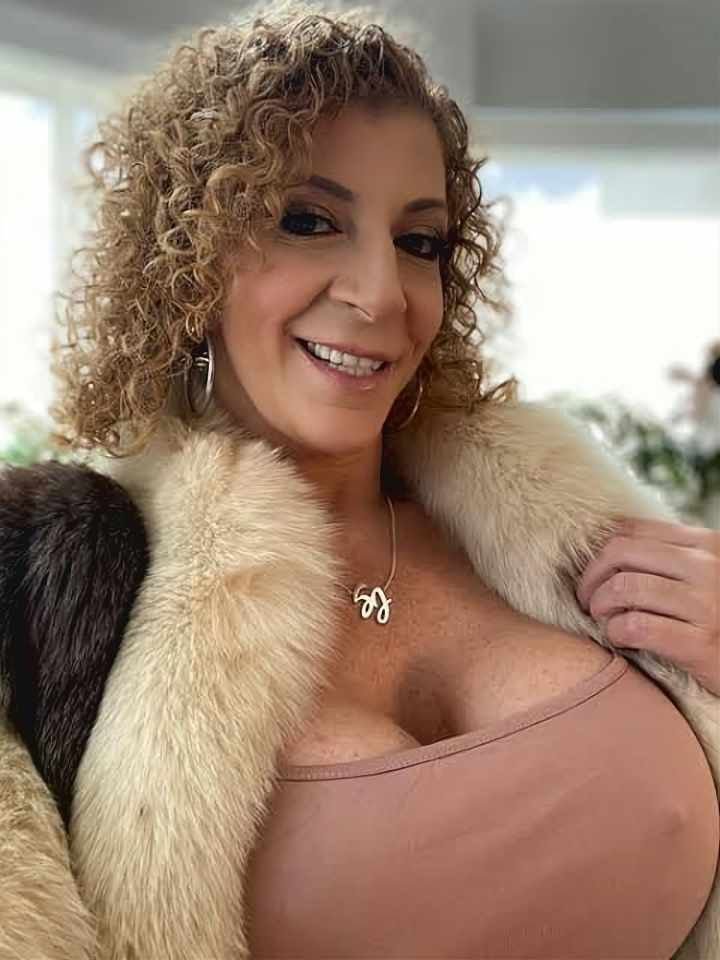 SaraJay99go's tweet photo. 🌹🍆❤️🍆 https://t.co/CK36qhJ9Cc