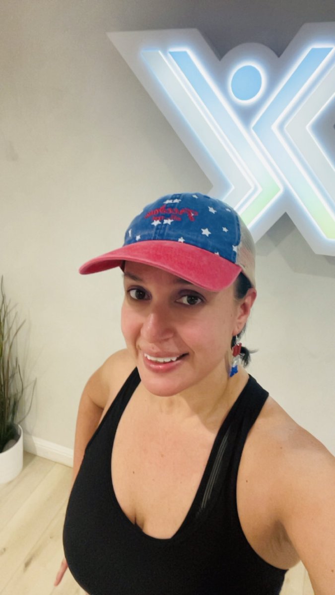 Mar4luv007's tweet photo. Happy 250th Birthday America! Happy 4th of July! May God continue to bless America always & forever! 🇺🇸❤️🥰🙏#America #BlessedNation #Workout #LetFreedomRing #Freedom #July https://t.co/jU7YE1DQ7H