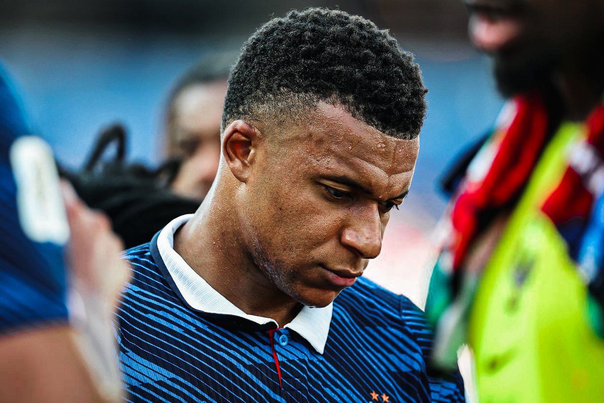 _gjr7's tweet photo. Kylian Mbappe
#FIFAWorldCup | #PARFRA https://t.co/RPPmTgTjHX