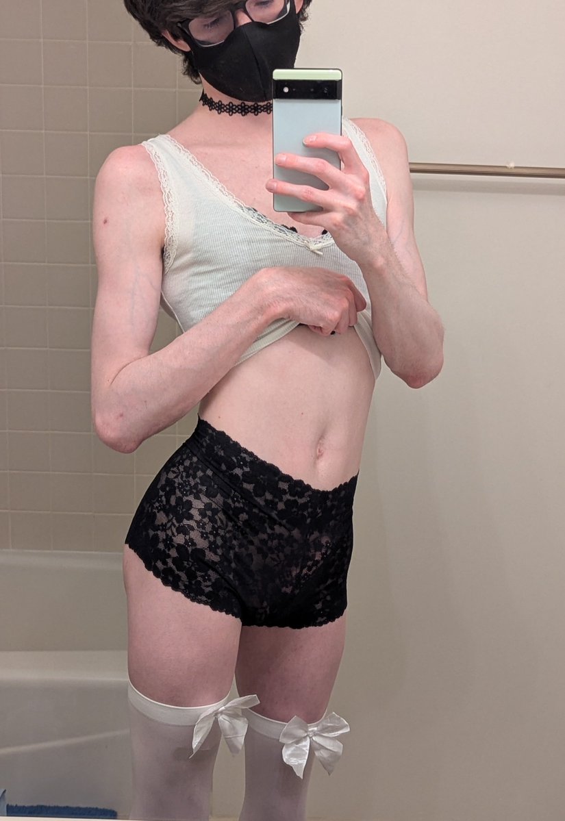 EllieFrom5to7's tweet photo. jack yourself stupid for boy tummy 😵💫
#femboy #nsfw #goonfuel #tummy #twink https://t.co/8echsrTzak