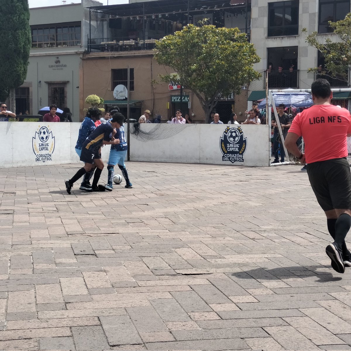 DIFMunicipalSLP's tweet photo. Bienvenidos los equipos de #Futbol5ParaCiegos de #Aguascalientes y de #Hidalgo que junto con los #BúhosFV de #SanLuisPotosí participan en el #MundialitoInclusivo de #SanLuisAmable
@EF_Galindo @EstelaArriagaM @jessicaalbarra7 https://t.co/1YURFG3lrT