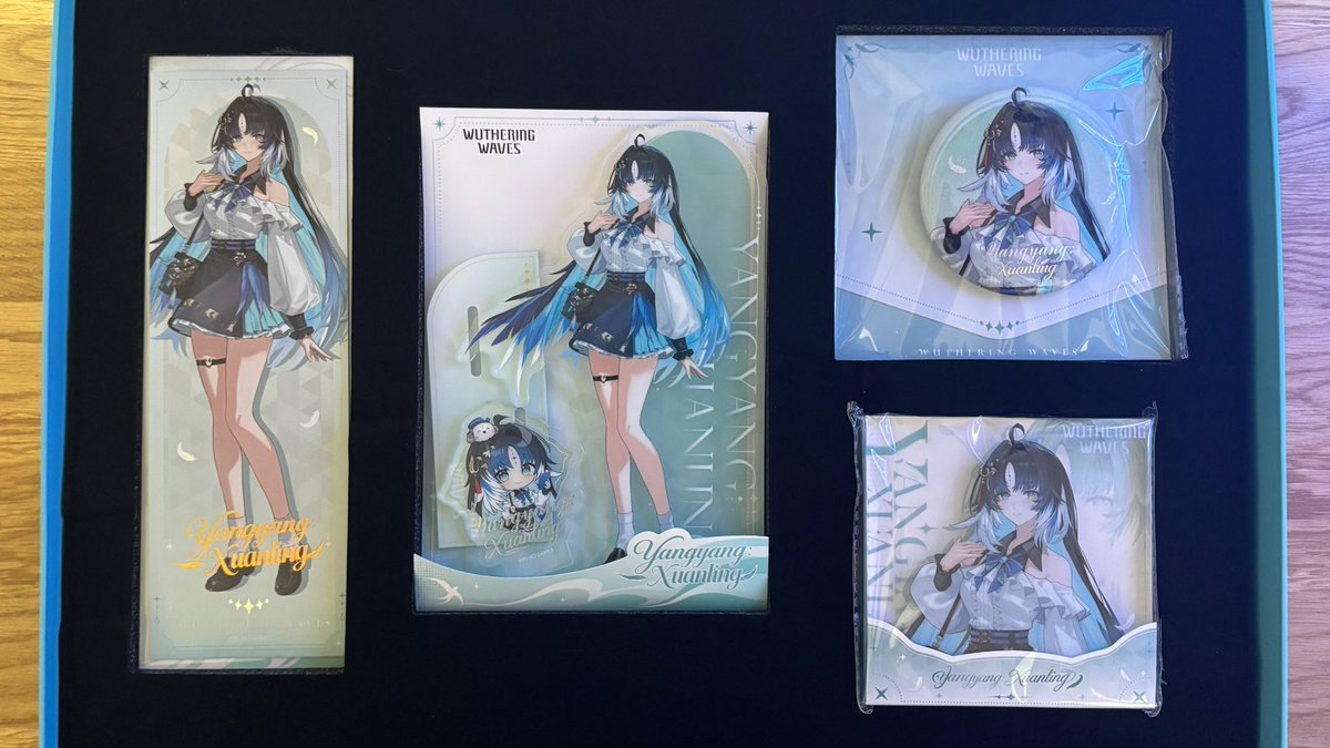 jarcanine_'s tweet photo. the anime expo exclusive wuwa merch was just incredible ✨ https://t.co/NU1cfTLvnS