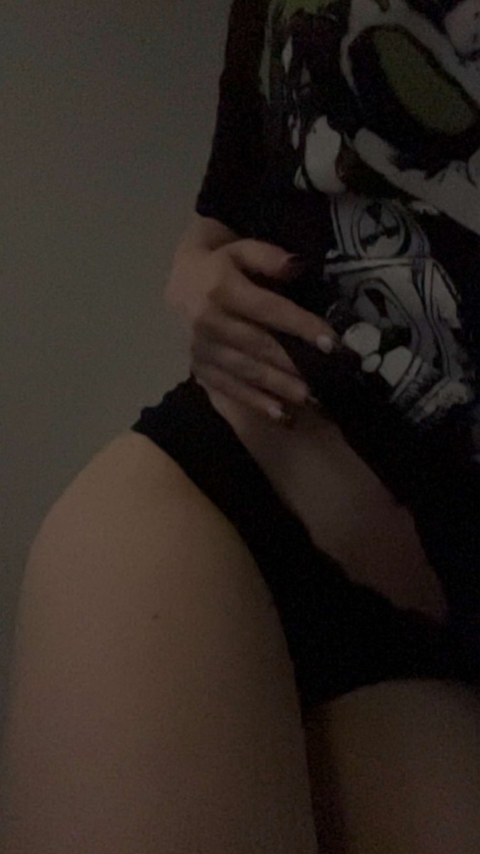 sn0wbunnyleah's tweet photo. i’ve been so ill recently ugh 😞
i miss my angels ☹️
#nsfwtwt #nsfw #sellingcontent https://t.co/KzPIfNDaRG