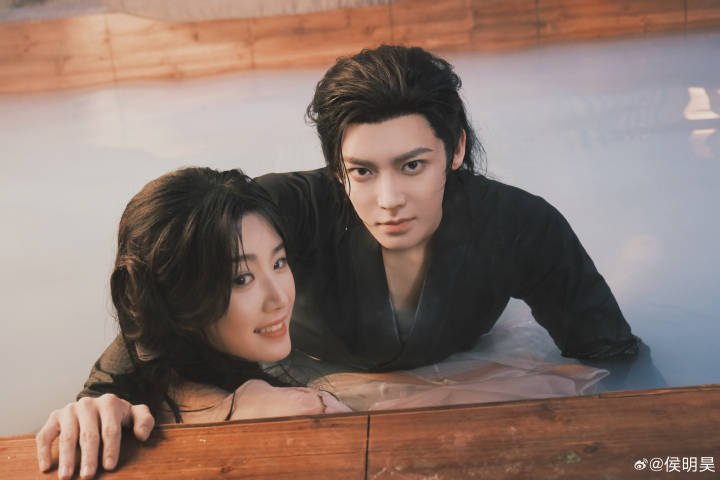 PpZakaria's tweet photo. Love In The Clouds starring Hou Minghao and Lu Yuxiao ranked No.1 for Mainland China Drama &amp; Film on Netflix in the second half of 2025. 

It also entered the Global Fantasy Series Top 10, the only Chinese drama on the list. 

#HouMinghao #LuYuxiao
#LoveInTheClouds https://t.co/2u1nd62bTI