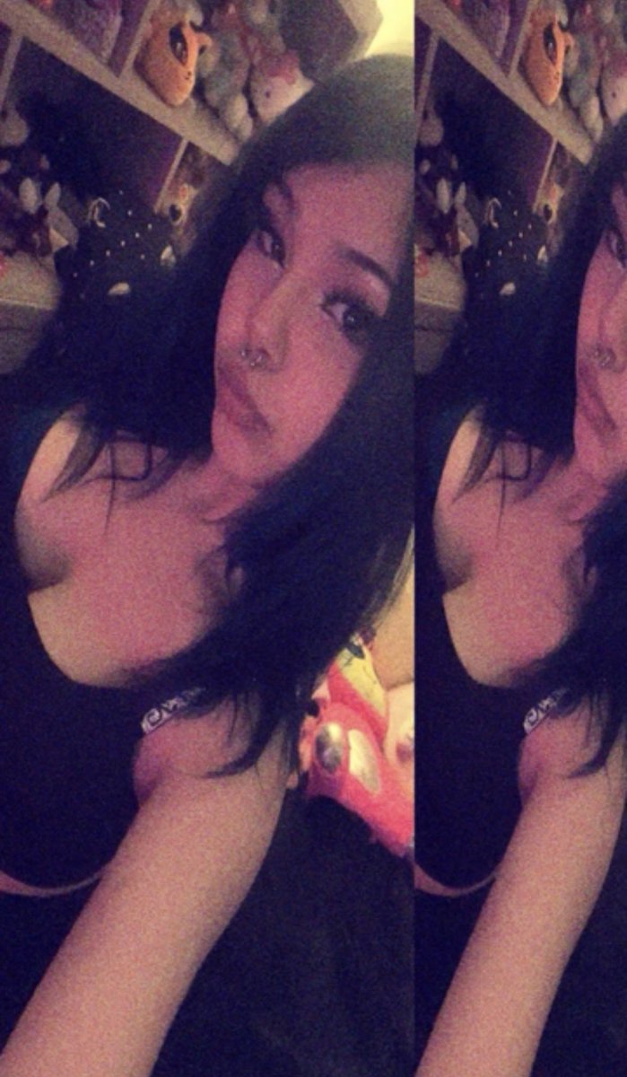 FOREVERMARlEE's tweet photo. Do u need a gothic girlfriend? #nsfw #nsfwtwt #nsfwtwtً #selling #findom https://t.co/rIfl5UHuI0