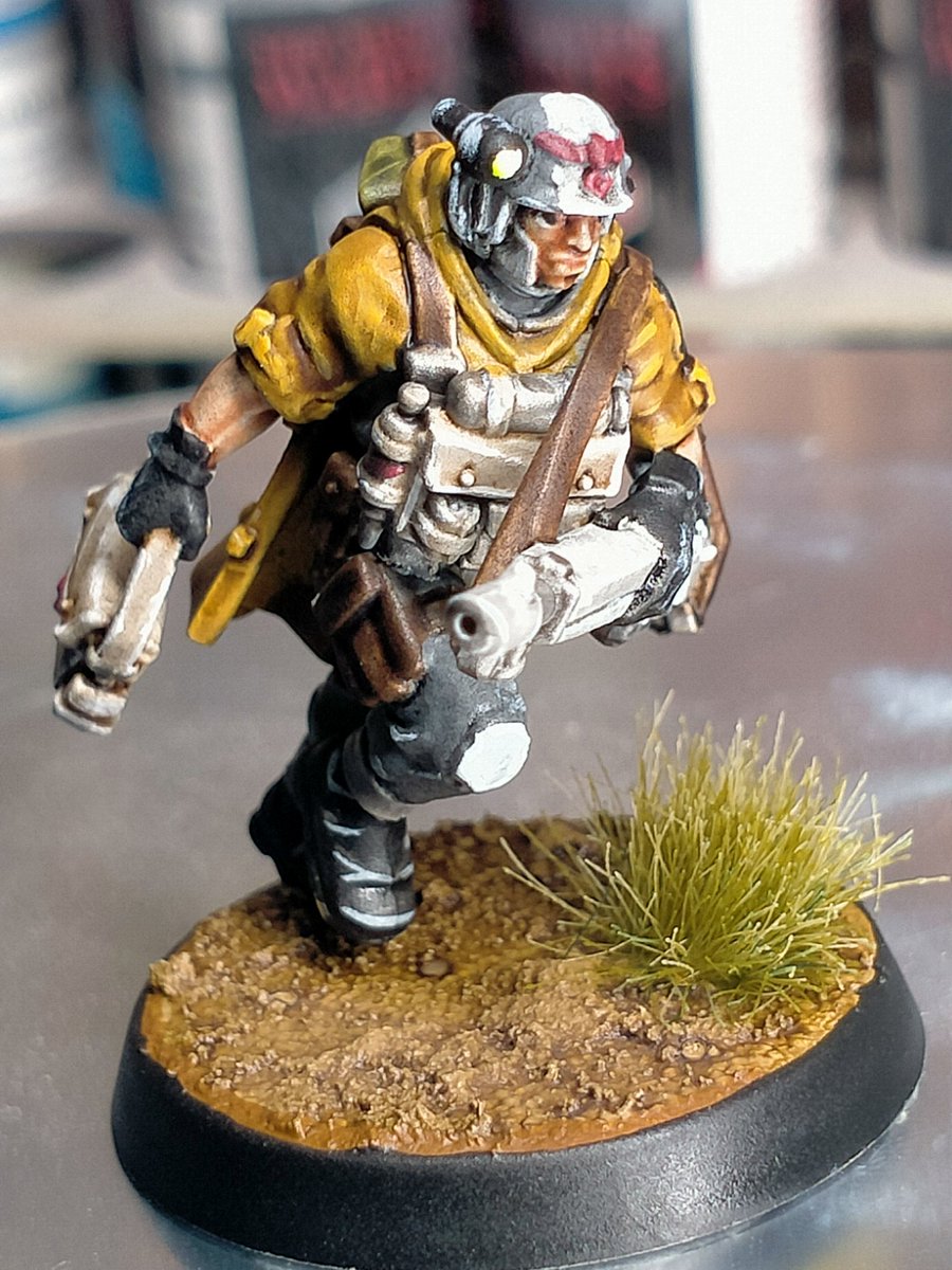 strandedgoo's tweet photo. Imperial guards spectre squad done. Finally able to start with the Armageddon box.
#warhammer40k
#waehammercommunity https://t.co/Pi6bFKtPk4