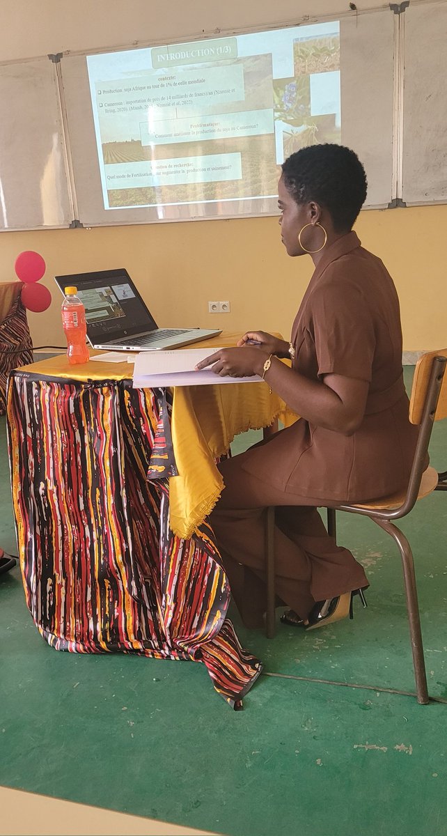 IsaacUcac's tweet photo. Une première à l'ISAAC pour la postérité. Première promotion des Ingénieurs de Conception de l'Université Catholique d'Afrique Centrale à Bangui. Félicitations pour l'excellence académique réalisée et merci pour la confiance. https://t.co/zasYJnGFr9