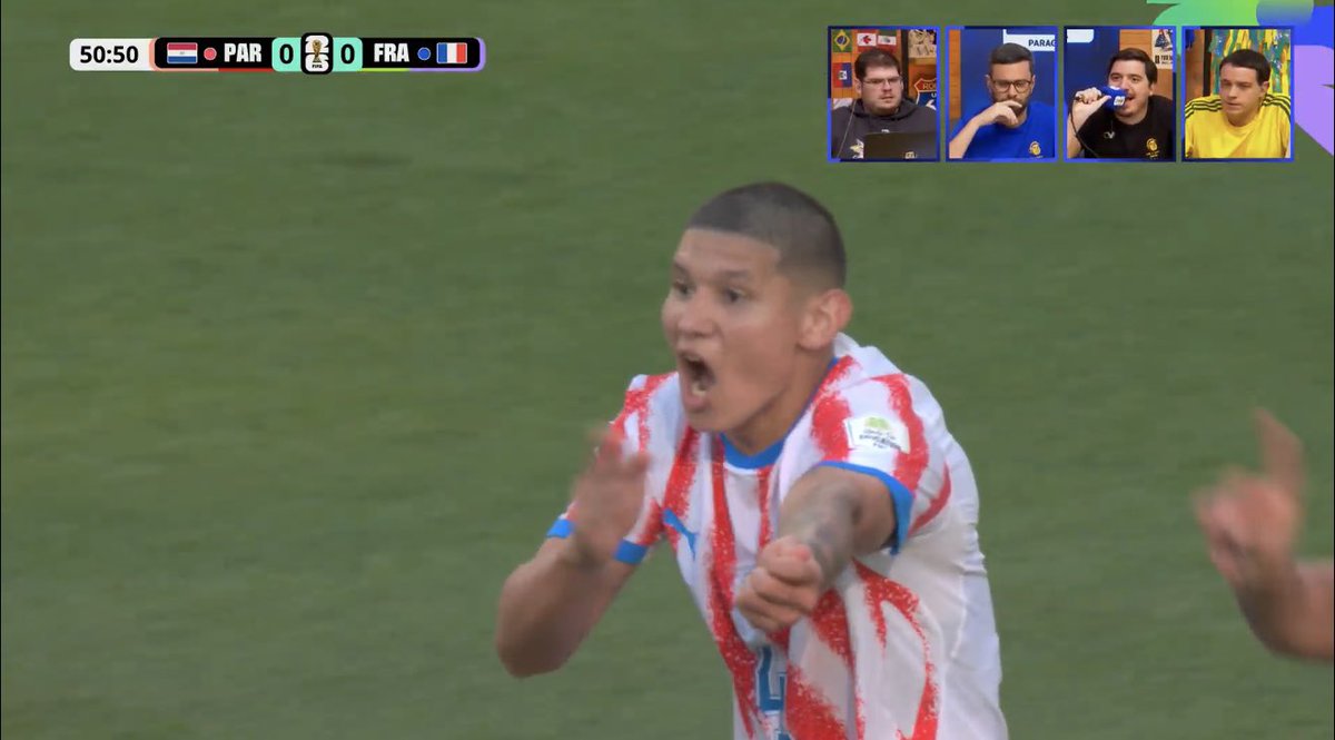 futebol_info's tweet photo. Mbappé tremeu quando viu a taça da Champions!

📸 Reprodução/CazéTV https://t.co/FOieDUR6KQ