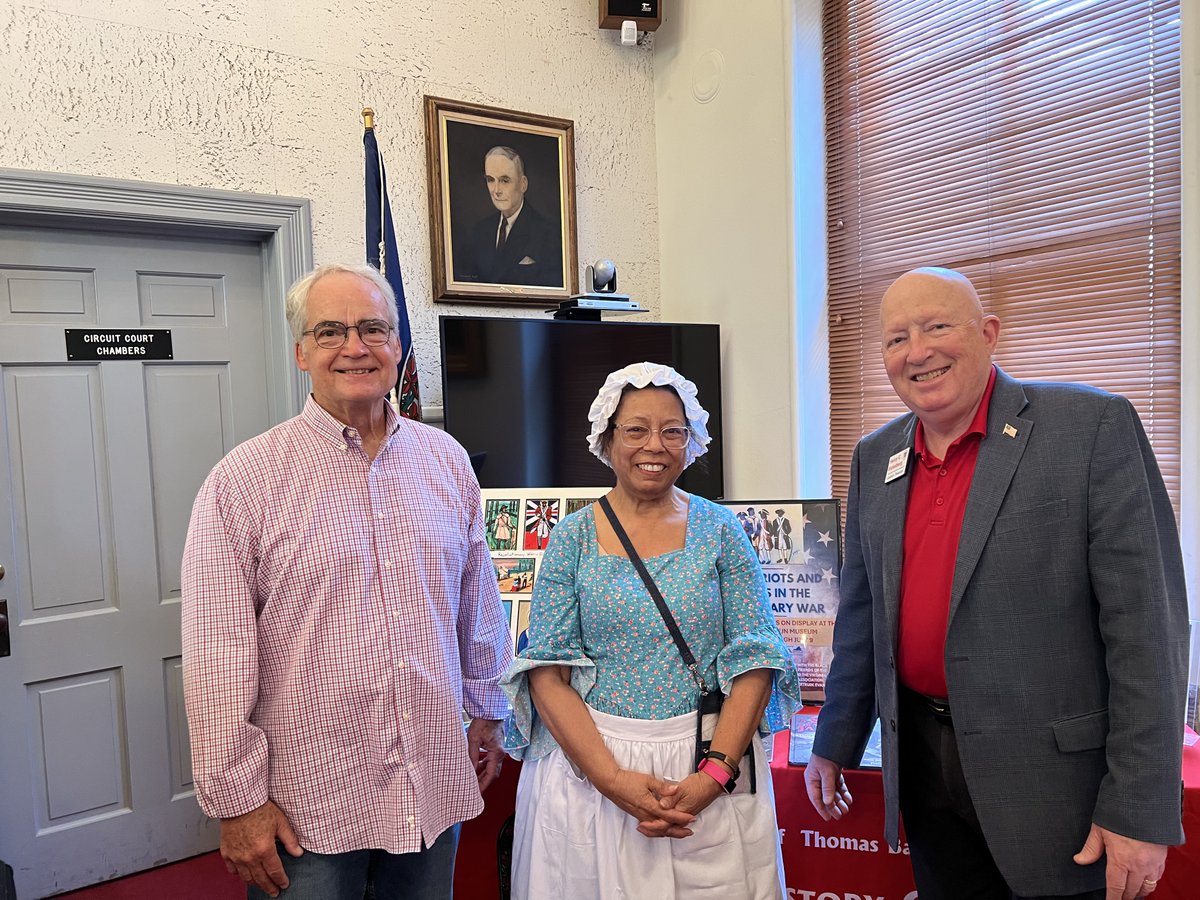 HenryForVA's tweet photo. Happy 4th of July!

@DelegateHiggins and I had a wonderful time in Leesburg seeing history up close and personal!  Joined by @Chap4Sheriff and Loudoun Clerk of the Circuit Court, Gary Clemens.  Many thanks to Clerk Clemens’ team and all the volunteers for an amazing set of exhibits.

#250thCelebration
#July4th2026
#250thCelebration
#DAR