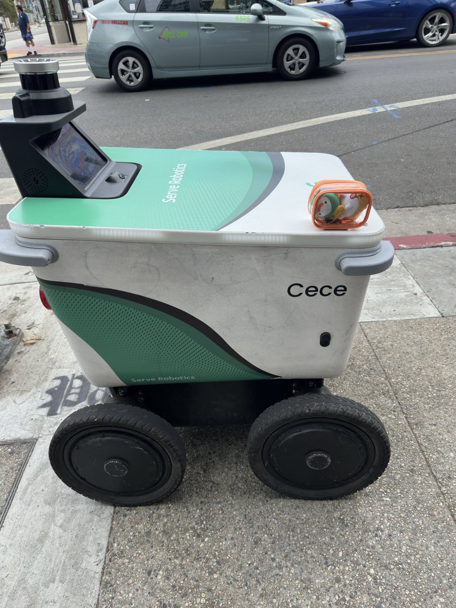 OaZnNeRdO's tweet photo. CC spotted carrying off gremtomos

#holoSerendipity
#immergination
#rkggk https://t.co/xhHEXQTsYp