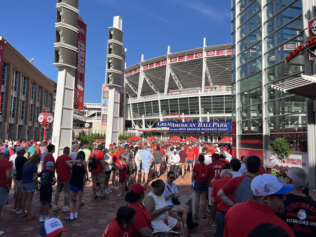 STLCards18's tweet photo. It’s been a while… first time at #GABP https://t.co/rbOA6ZYsxv