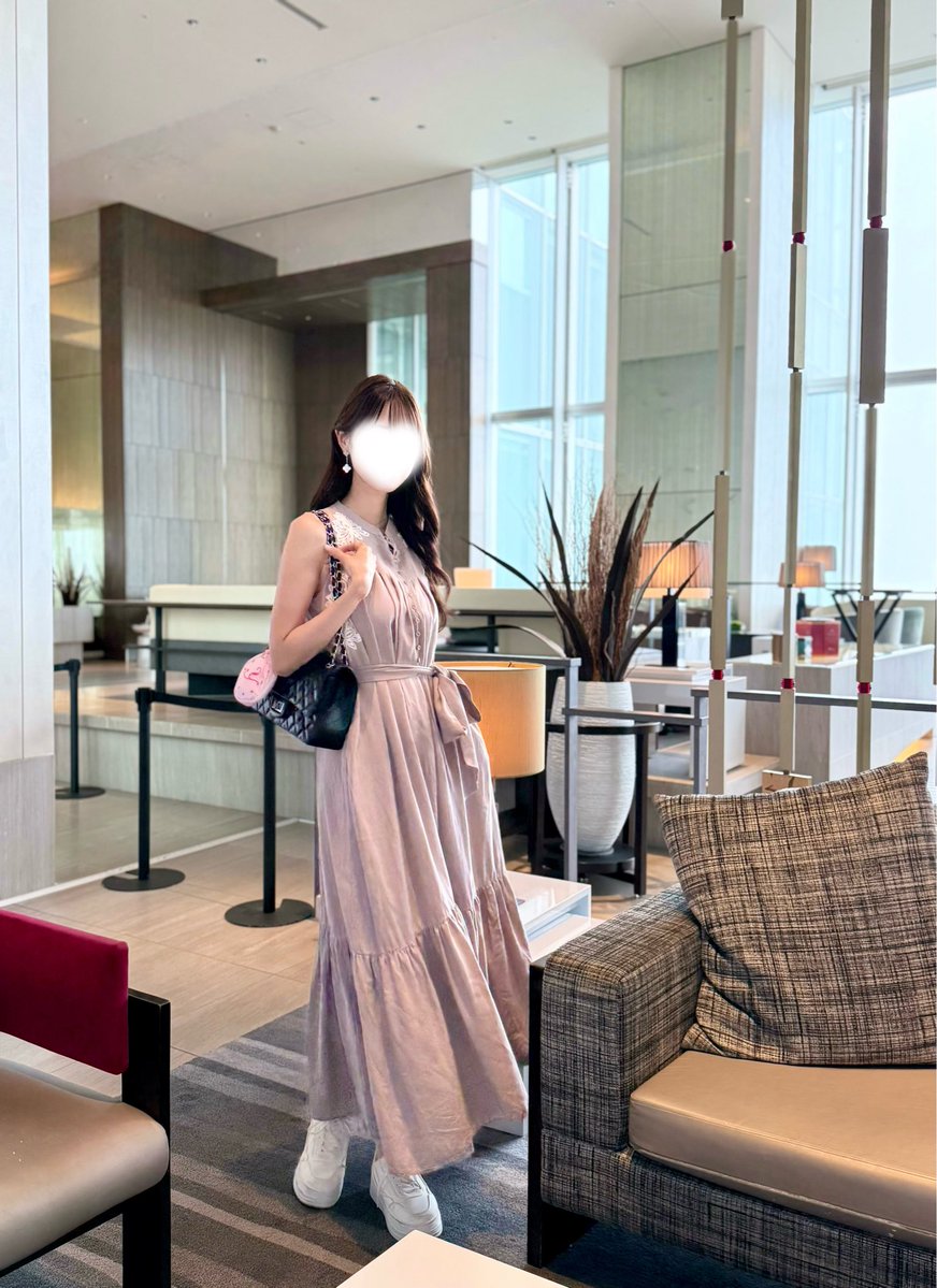 ___y_chan___'s tweet photo. Notting Hill Belted Dress🪷🫧
3年目になり使用感出て来た気がする🧐　#herlipto https://t.co/64VFqzfg5U