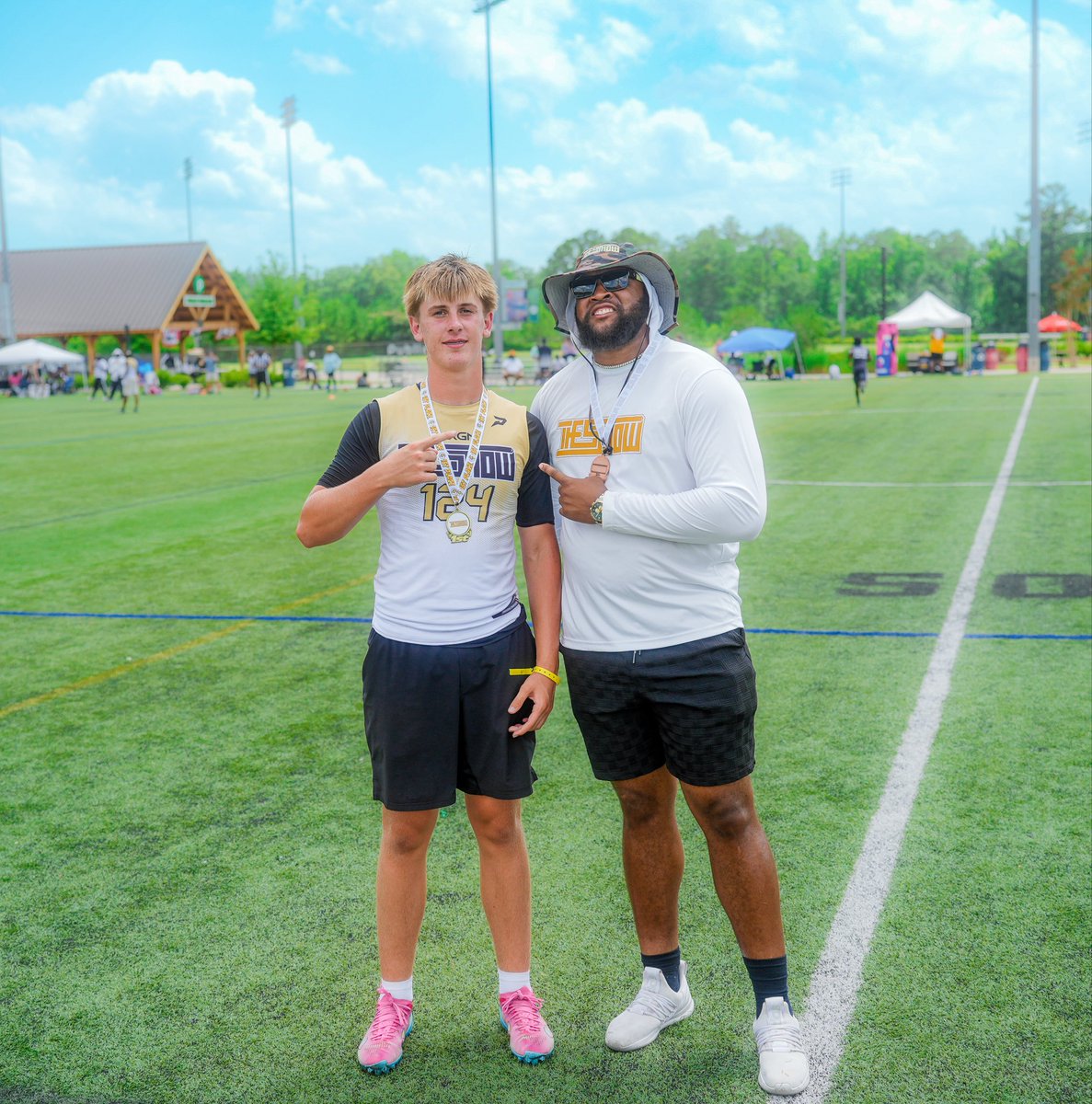 noah_correia1's tweet photo. Thank you to @NxgnCamps for the opportunity to compete last weekend at THE SHOW, with Team Vapor taking home the chip @jhadnottnxgn @tgt_training @BWILLnfl @CoachHolston @Coach_Fisher_ @tp_jumpman_23 @MrTNT21 @QBHitList #QB #THESHOW #workinghard #consistensyis๐ https://t.co/UGOMroSjbW