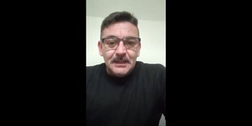 videolib's tweet photo. como ciudadano del llano exijo que este pinta que tiene un arma en la cintura no puede por ser un dirigiente gremial que pida la renuncia de un ministro...destitución ya y que vuelva a las 8 horas... https://t.co/qF8x7ELXN8