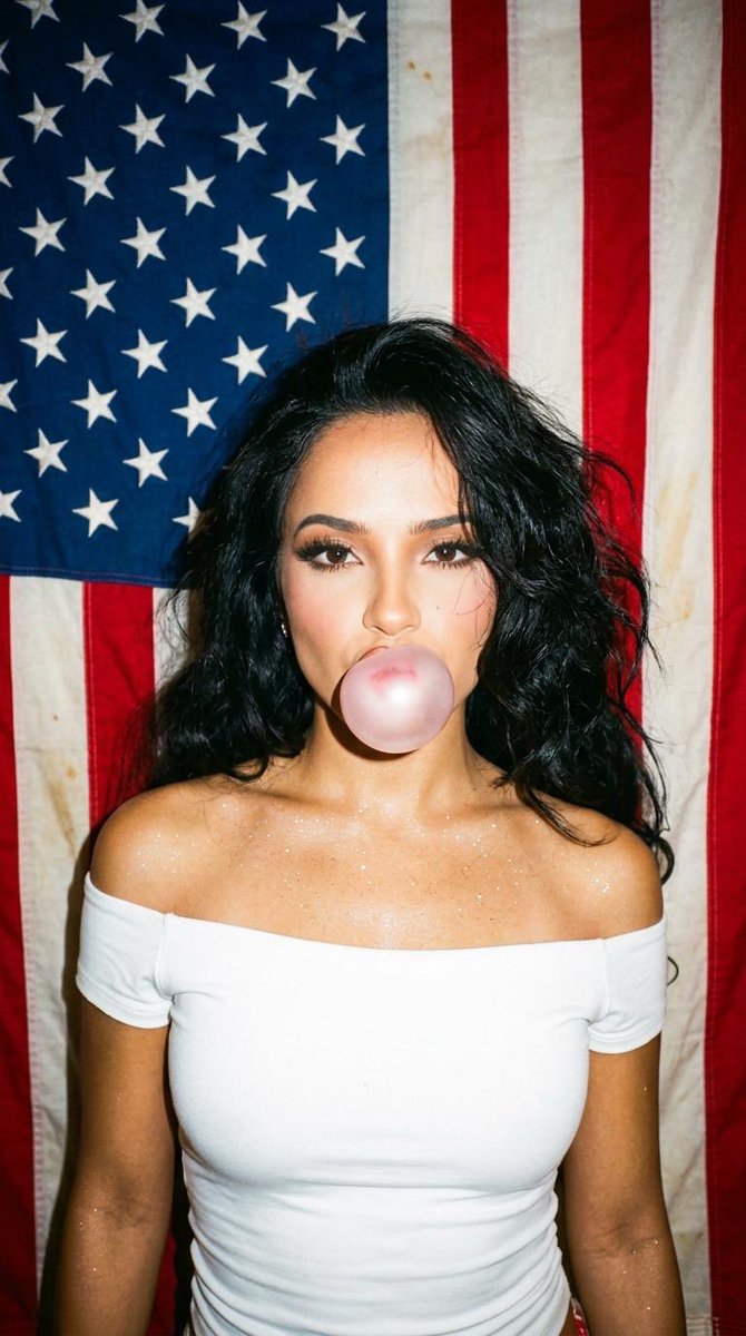 giovancreano11's tweet photo. “You light me up like a 4th of July “ #beckyg https://t.co/LtRHILOnoq