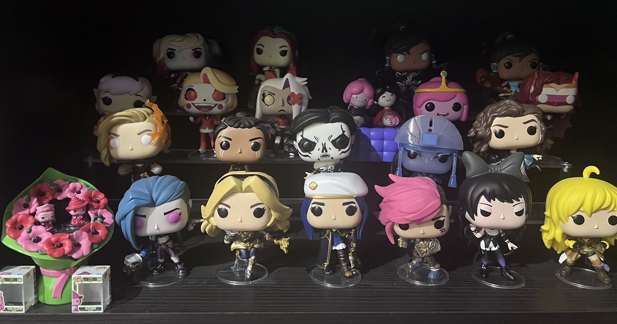 lightinblues's tweet photo. My sapphic funko shelf is getting there 🥰 https://t.co/pjnHjHftBz