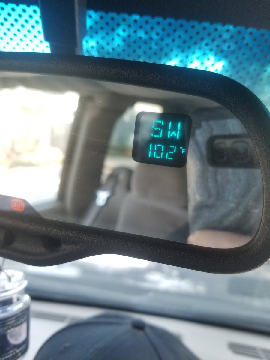 queenBcaseylee's tweet photo. FUCK this weather https://t.co/1sc4om6w1t