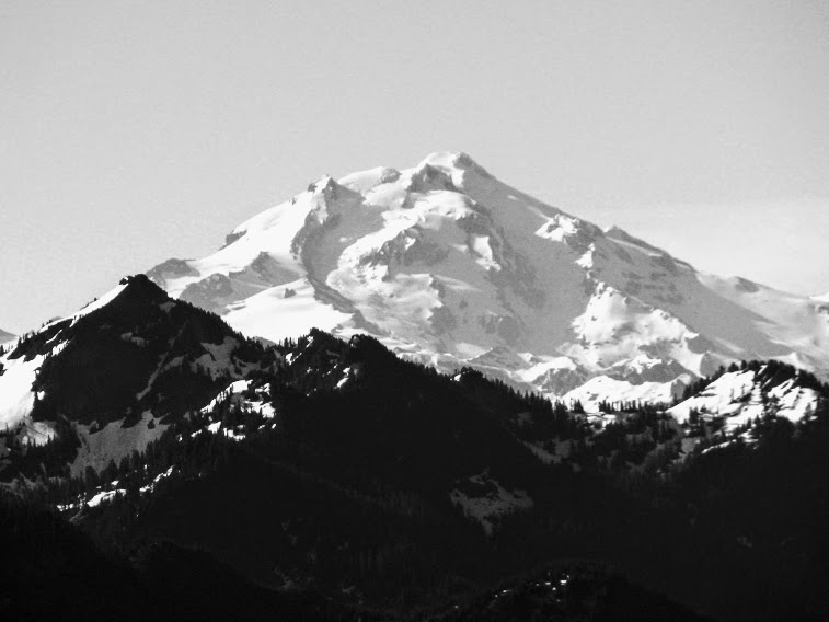 KarinKB's tweet photo. View from Mt. Baker Highway (SR 542), Mount Shuksan is a glaciated massif in the North Cascades National Park. 
#pnw #monochrome https://t.co/yIJvBIger7