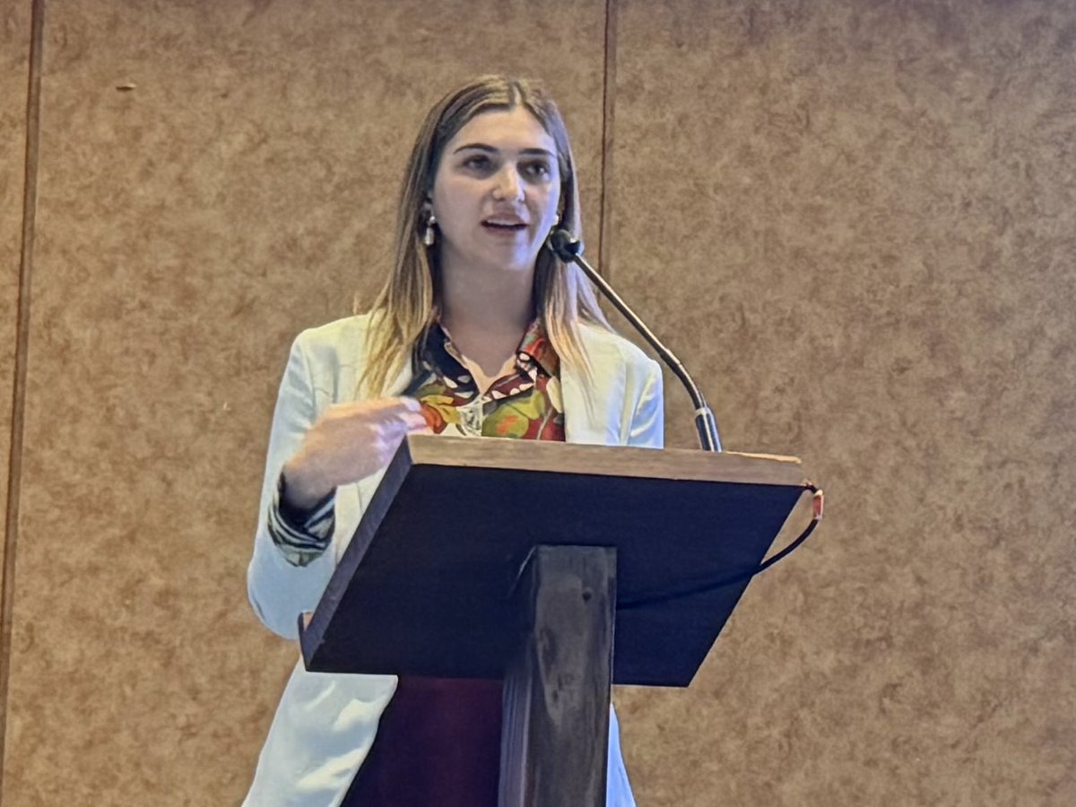 IsidoraKing's tweet photo. Agradecida x la invitación a presentar en el Summit Uro-Oncología. Fue un privilegio compartir nuestra experiencia y aprender de presentaciones de altísimo nivel. Motivador ver que el trabajo que estamos haciendo en Chile está plenamente a la altura de la discusión internacional. https://t.co/JSWqOWkKNB