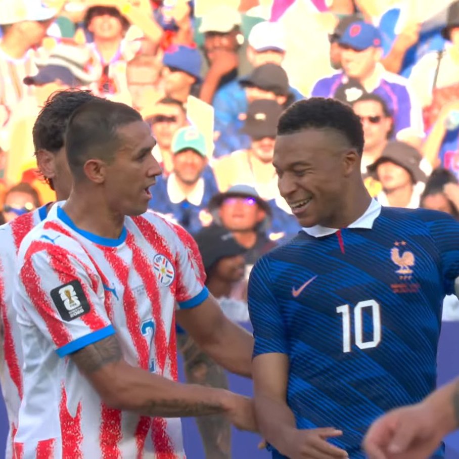CentralDoBrega's tweet photo. esse Mbappé é um filho da puta kkkkkkkkkkkkkkkkkkkk

apanhou o jogo todo, fez o gol e começou a debochar dos jogadores paraguaios https://t.co/pQgsOLYpse
