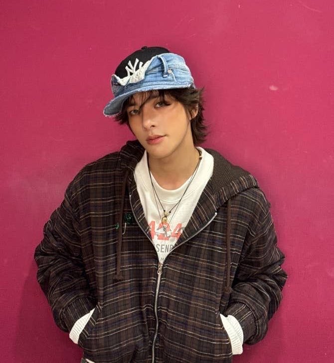 chxseholic's tweet photo. ⠀⠀⠀ ⠀
⠀                             ⠀⠀⠀✮⋆˙  ⠀⠀
⠀⠀⠀⠀hola .ᐟ aquí un jake bōt que llega
              ⠀⠀⠀para amigar contigo. https://t.co/aMsAZQ8U1v