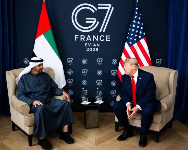 TrumpQQ12's tweet photo. President Donald J. Trump meets with UAE President Sheikh Mohamed bin Zayed Al Nahyan. 🇺🇸🤝🇦🇪

"I just want to say His Highness is a warrior... The relationship has been outstanding...and it's an honor to be with you. We just signed a deal with Iran, and this country 

FOLLOW ME https://t.co/MDj1veggrT
