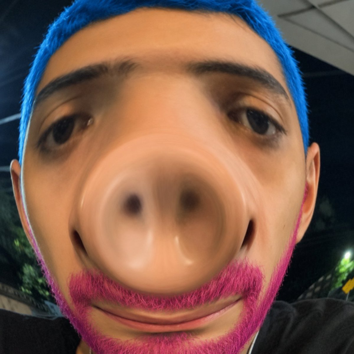 metechumbo22x's tweet photo. "gente como assim é errado comer crianças" https://t.co/6H9j5WyIhr