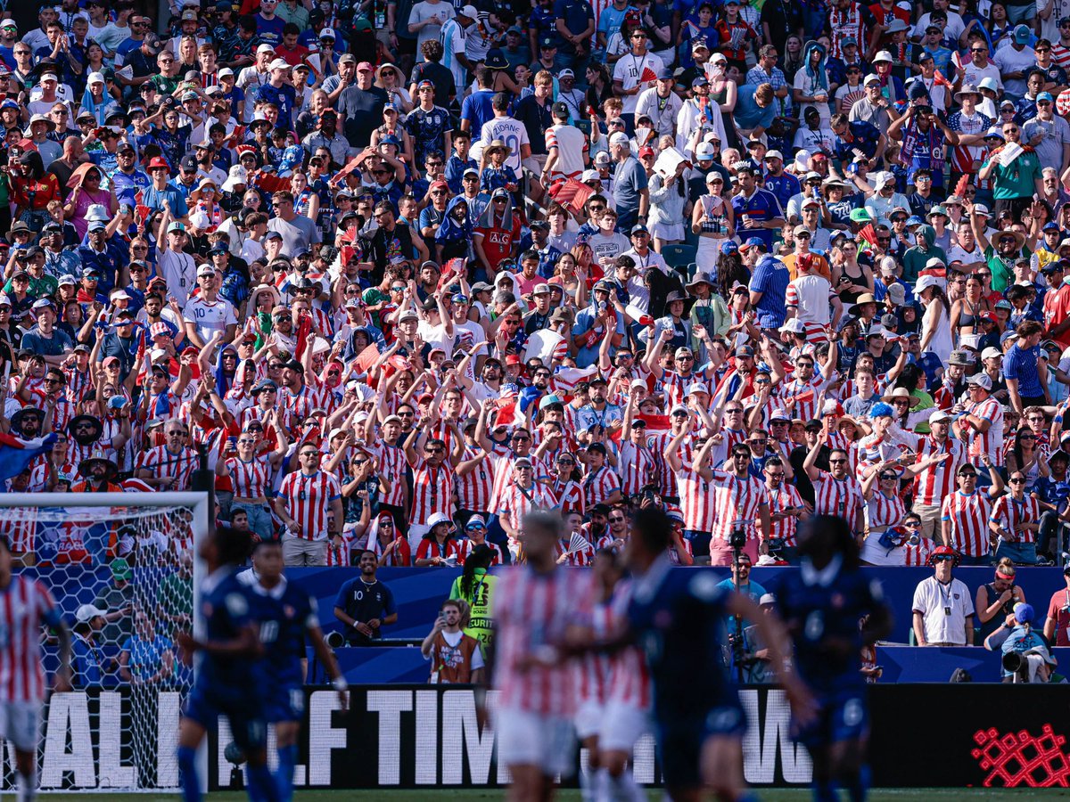 Albirroja's tweet photo. ⏱️ 80’

🇵🇾 #Paraguay 0
🇫🇷 #Francia 1

#VamosParaguay https://t.co/ajaJ4Zc3fL