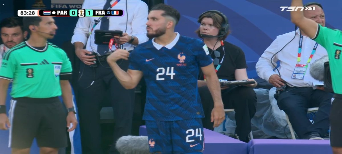 ke7kiptoo34524's tweet photo. #France #Paraguay #LesBleus #Albirroja #FIFAWorldCup #WorldCup2026 #Football #Soccer #MatchDay #KnockoutStage #Goal #WorldCupFever #KE7 #ke7 #KE7Win #KE7Predictions #KE7Football #KE7Community #KE7Betting #KE7Updates
Cherki comes off for ..Dembele it's 10.minutea remaining https://t.co/DmlEhJtR3O