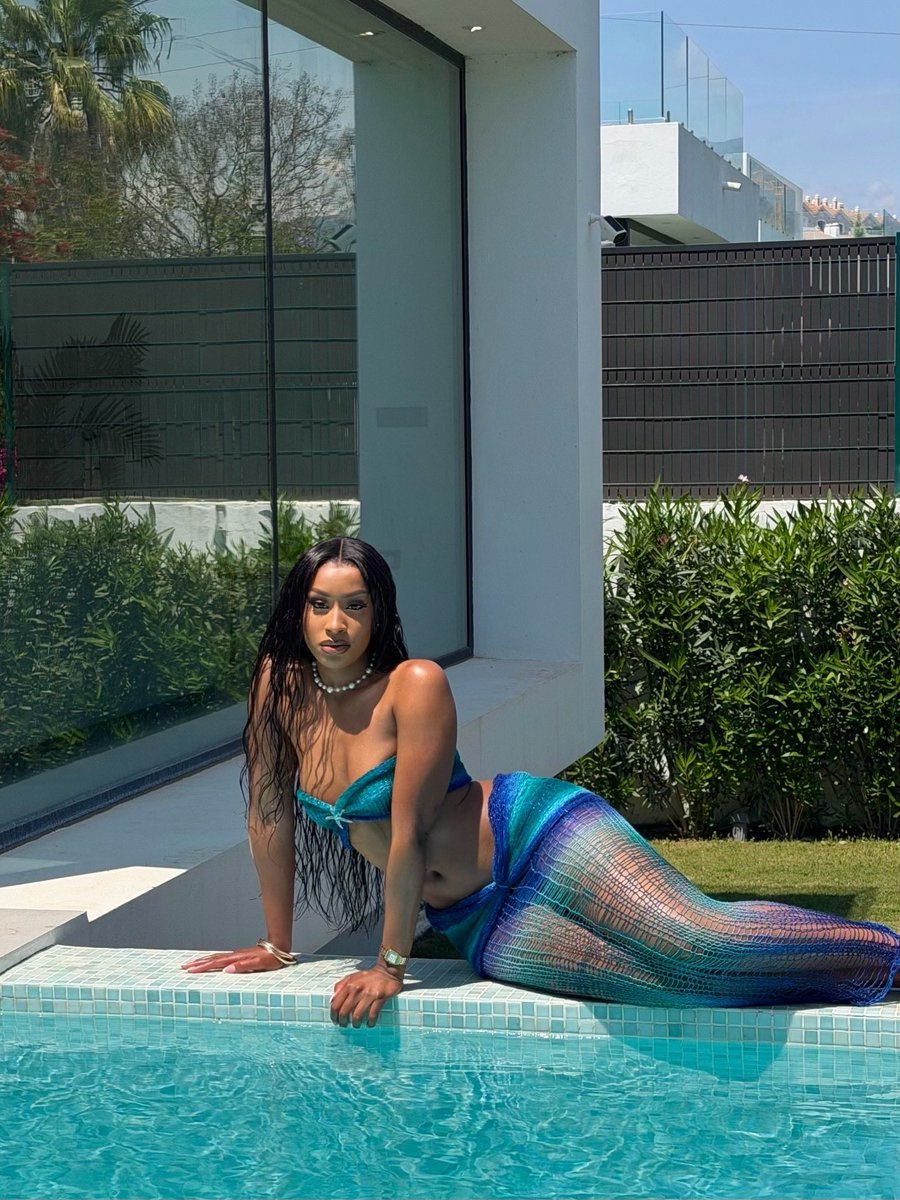 bhadiescrib's tweet photo. 🦋🌊 https://t.co/pXgU08NfeM