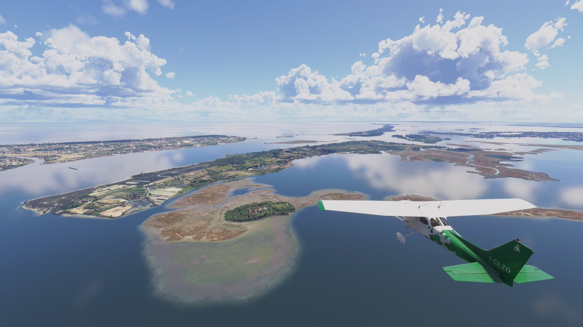 ioq710f2's tweet photo. 性懲りも無くmsfs2024
最初の遊覧飛行は、ヴェネツィアでしたヽ(´_｀)〃
いっぺん行ってみたいです https://t.co/s2S8a0ntH4