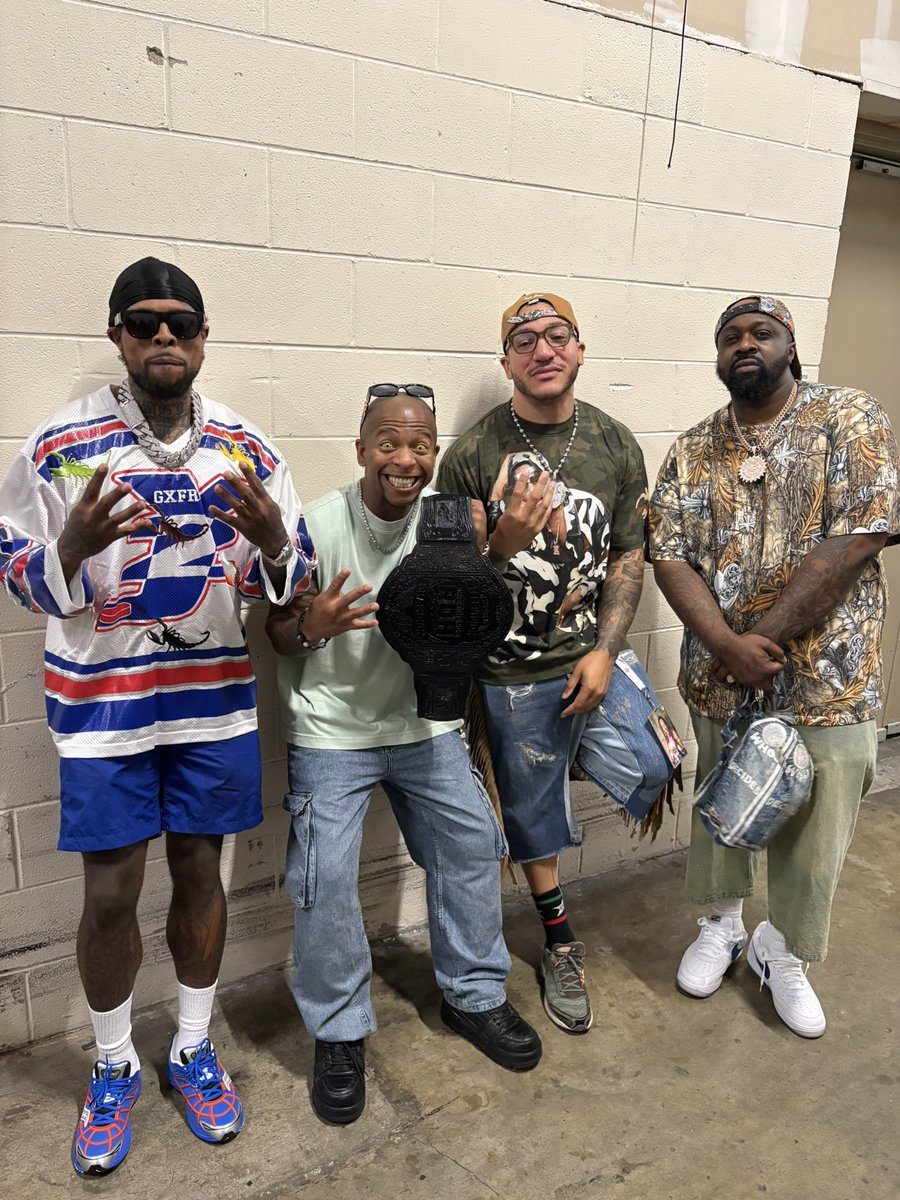 IamLioRush's tweet photo. THEY Know @4thRope 🖤 https://t.co/Itnkiqa4RL