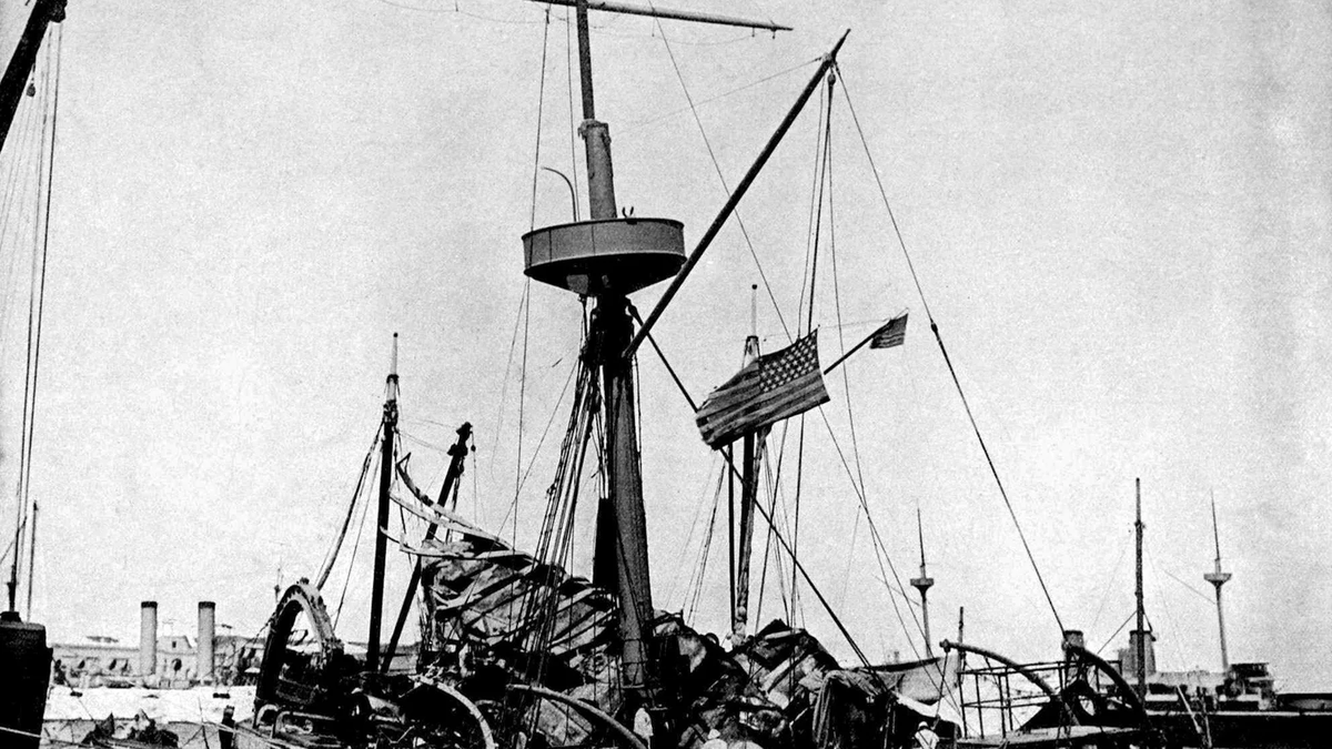 maxgoalstappen's tweet photo. España ayudó incondicionalmente a su independencia y tiempo después la única manera que supieron como pagarles fue robándoles Puerto Rico, Filipinas, Guam y Cuba.
Haciendo un ataque de falsa bandera al USS Maine en el puerto de La Habana el 15 de febrero de 1898 (su propio barco) con mas de 250 estadounidenses a bordo. 

"Feliz 4 de Julio"