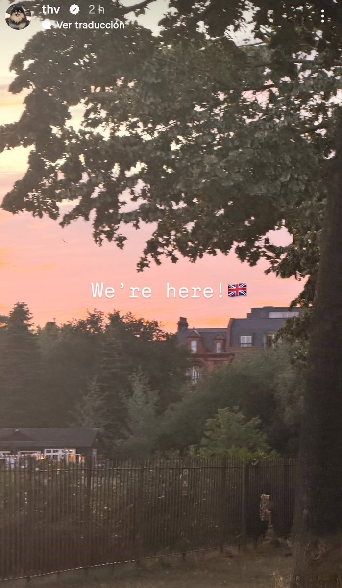 AriosTKstars's tweet photo. Tae and BH X IG | Goodbye Brussels, welcome England! 📸

#V #JK #BTS_

https://t.co/hQinO8O1fN

https://t.co/eq7OhiBAMy https://t.co/8bYF2NVbD9
