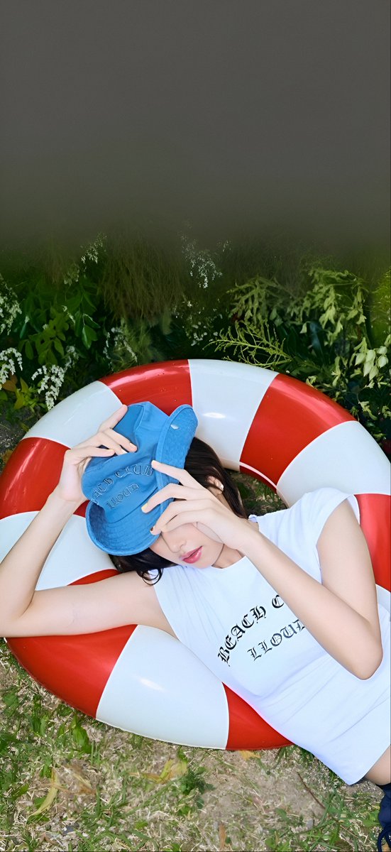 lalisalocks's tweet photo. @wearelloud @BLACKPINK LLOUD BEACH CLUB #LALISA #리사 #ลิซ่า @wearelloud #LLOUD @BLACKPINK #BLACKPINK https://t.co/C5y3TOlqvT
