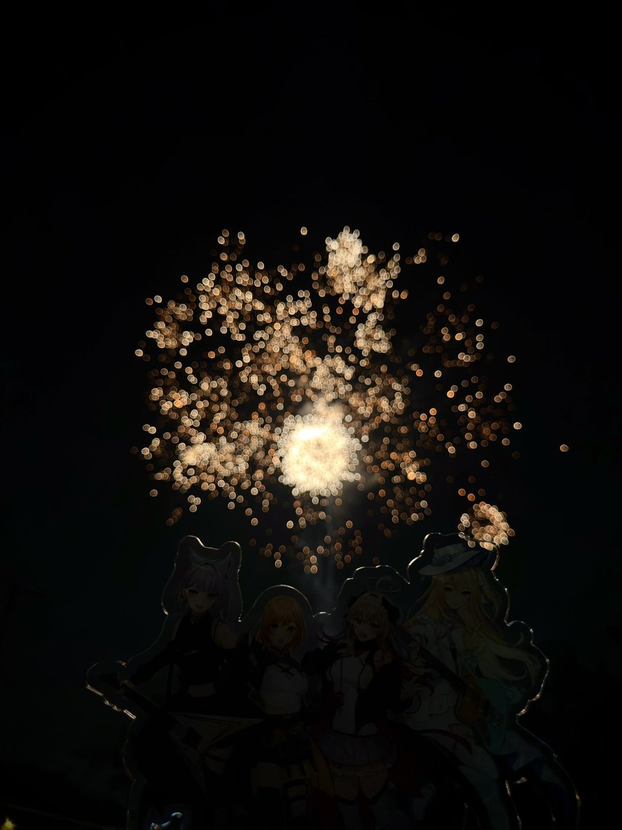 Ryuuda's tweet photo. Otsu Virtual Signal! 🎇🎆
#VirtualSignal https://t.co/bNZzE9JVED