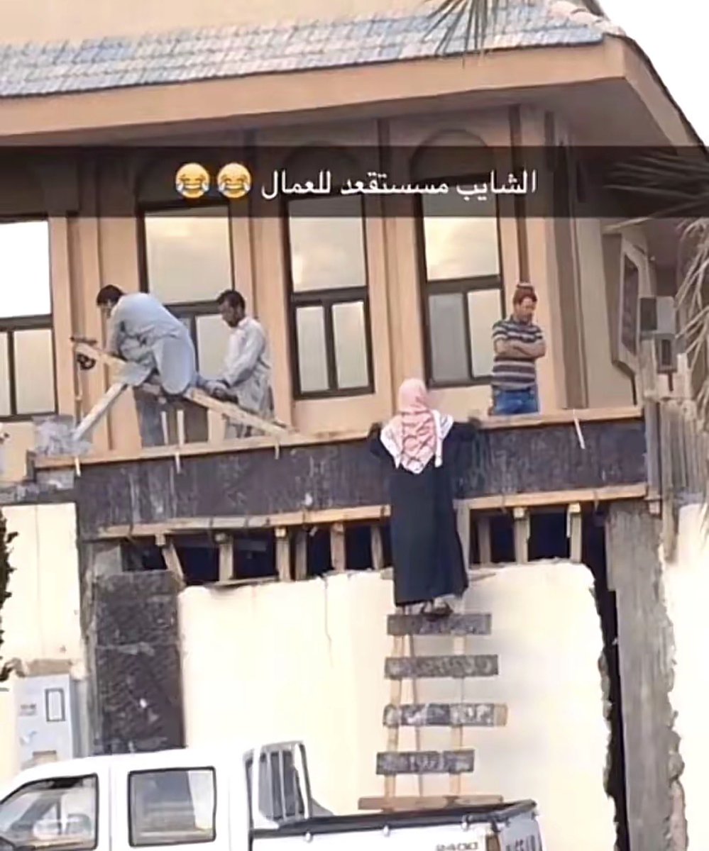 لونا tweet media